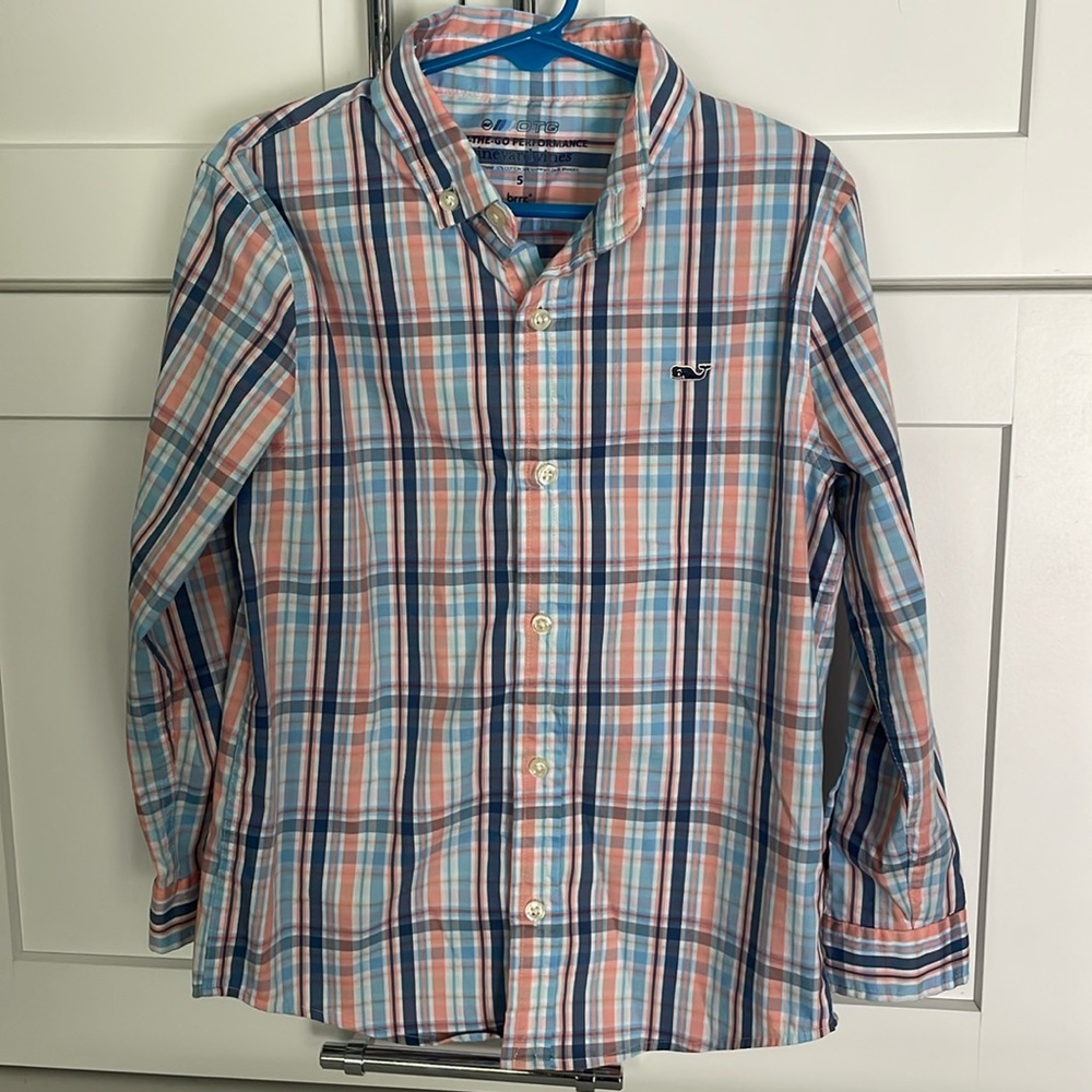 Boys Vineyard vines on the go button down